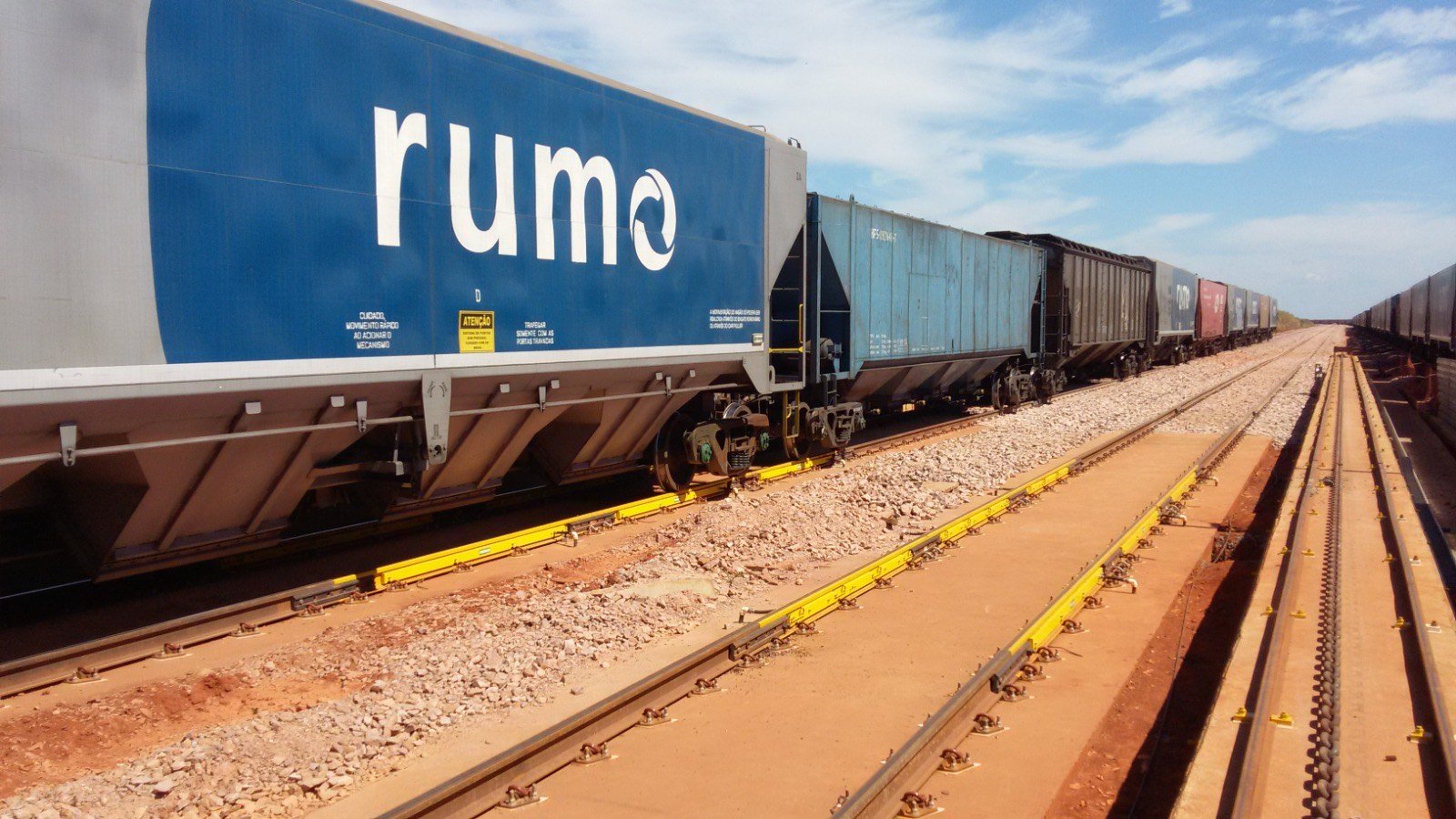 MASSA dynamic rail scale installed on the track